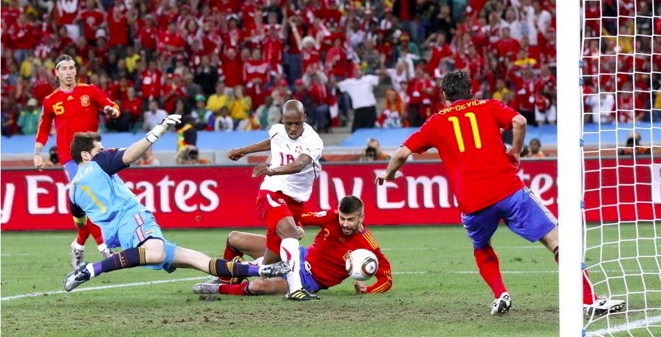 2010年世界杯专题丨H组：西班牙0-1瑞士