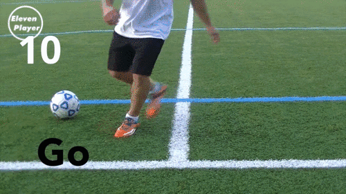 足球训练:不用绳梯不用器材也可以强化脚步敏捷