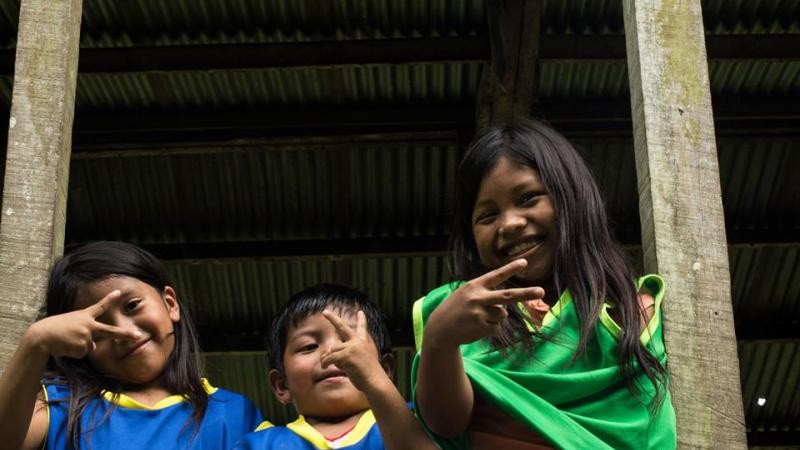 道德感十足的哥斯达黎加人,他们正在用足球帮助土著民 道德感十足的哥斯达黎加人,他们正在用足球帮助土著民