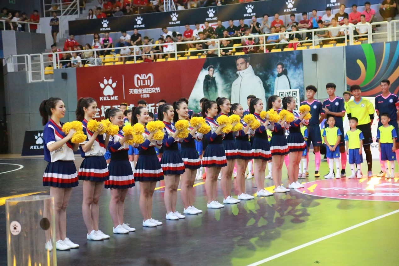 大五赛场上的最美校花，广西民族大学啦啦队队长姚茵渟