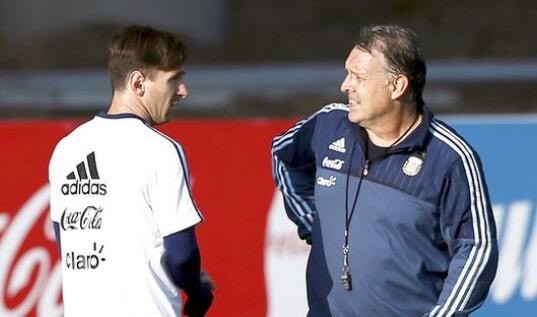 游说，梅西劝马蒂诺执教阿根廷