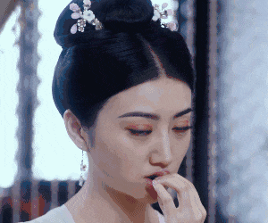 女神大会第214期:"大甜甜"景甜,你的评分是?