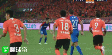重庆3-2逆转武汉终结四轮不胜,卡尔德克,埃弗拉梅开二