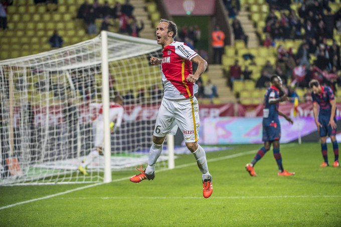 卡瓦略穆蒂尼奥阿德里安-席尔瓦伯纳多-席尔瓦摩纳.