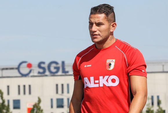 踢球者:富力求购博瓦迪利亚