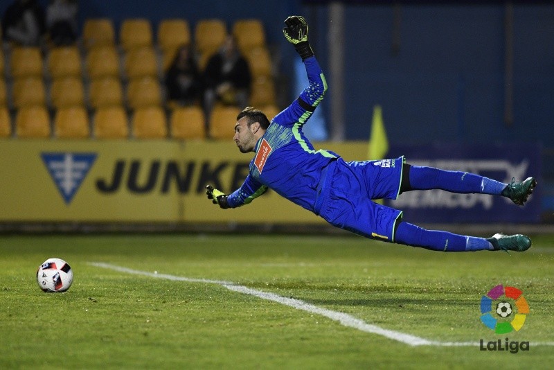 雷耶斯攻入加盟后首球 国王杯西班牙人客平西