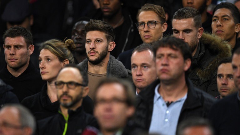 现身诺坎普,克洛普带领利物浦球员观看巴萨比赛