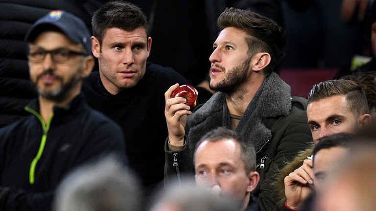 现身诺坎普,克洛普带领利物浦球员观看巴萨比赛