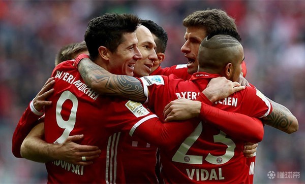 足球新闻 懂球号> 德甲周刊26:记住,这里是威斯特法伦!