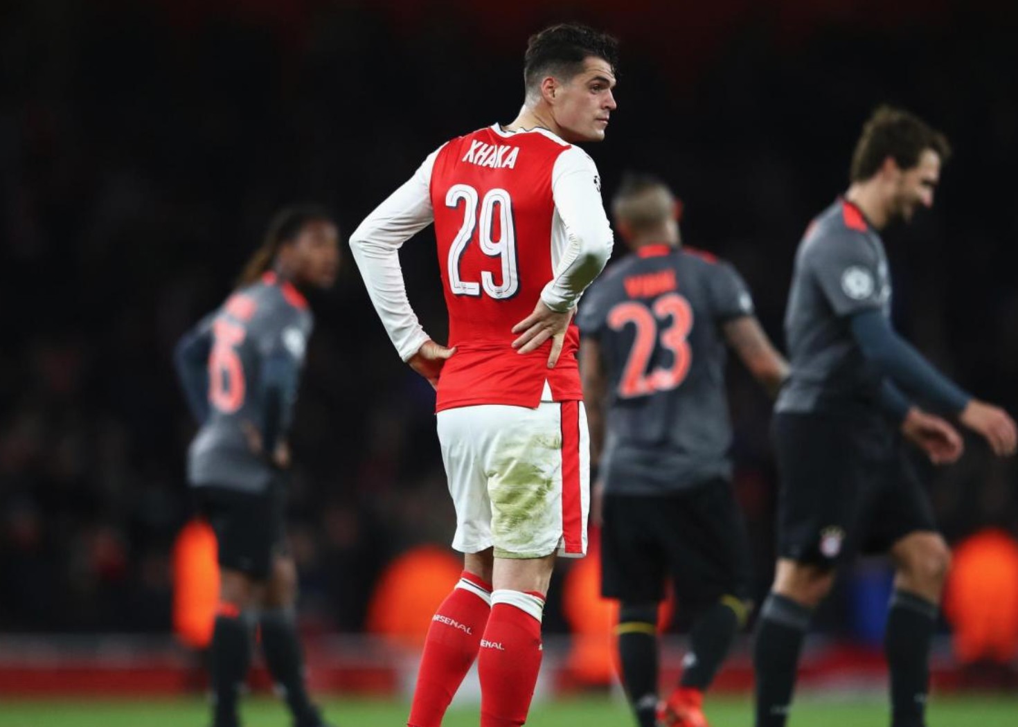 阿森纳中场扎卡最近表示,自己在球队过得很开心,阿森纳和拜仁处于同一