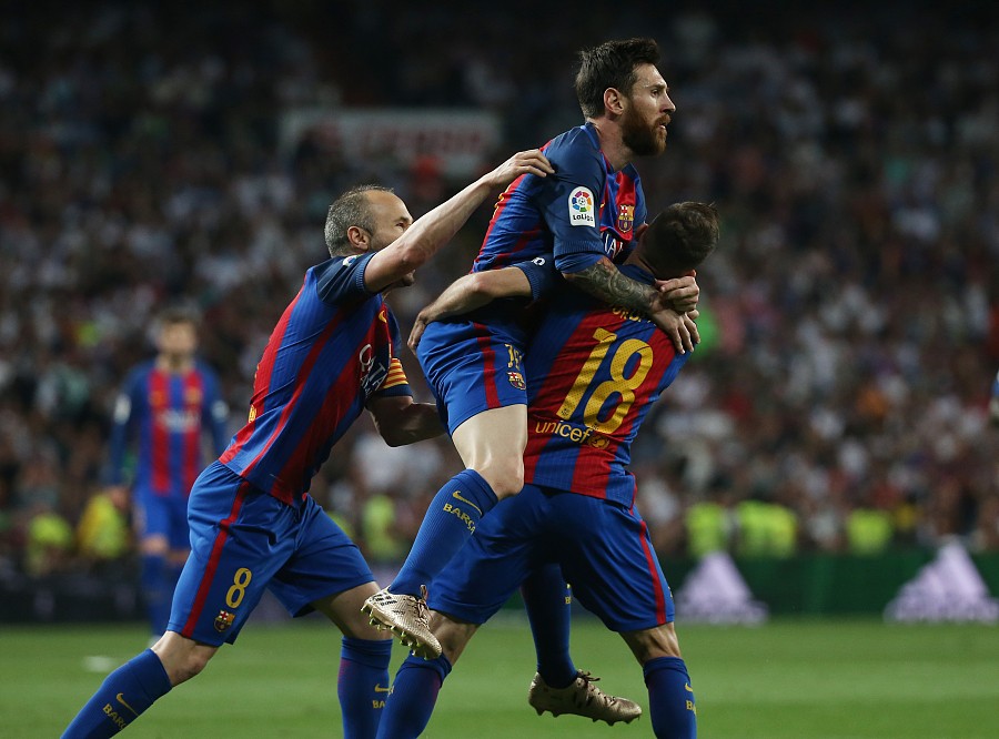 比赛图集:巴萨3-2绝杀皇马,梅西梅开二度