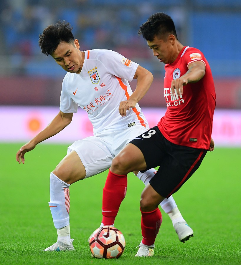 比赛图集:辽足0-3鲁能,西塞进球后指天缅怀蒂奥特