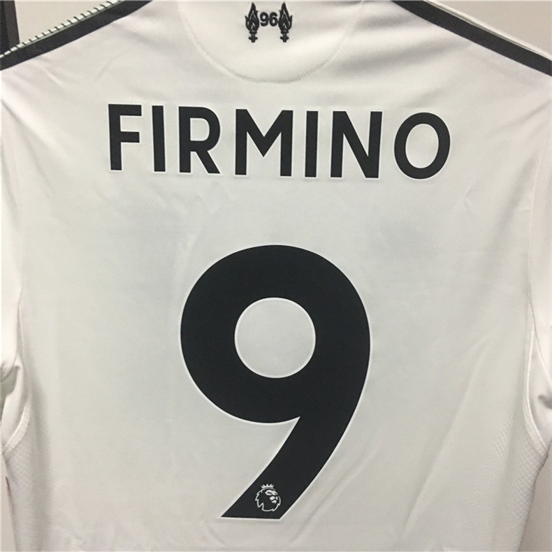 利物浦17\/18赛季客场球衣实物赏析