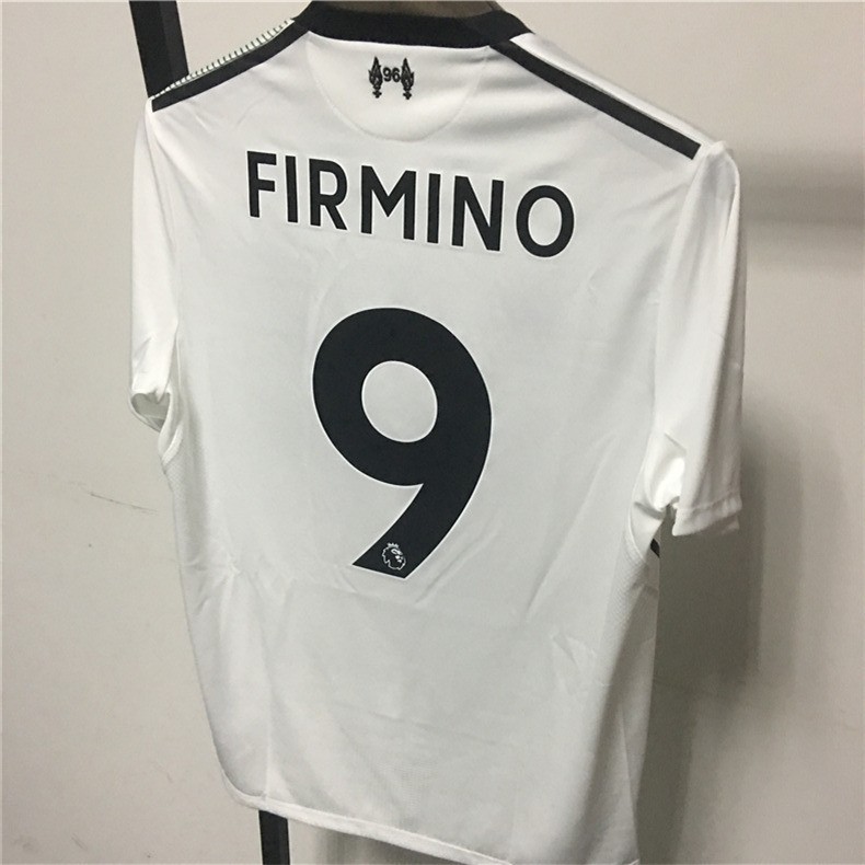 利物浦17\/18赛季客场球衣实物赏析