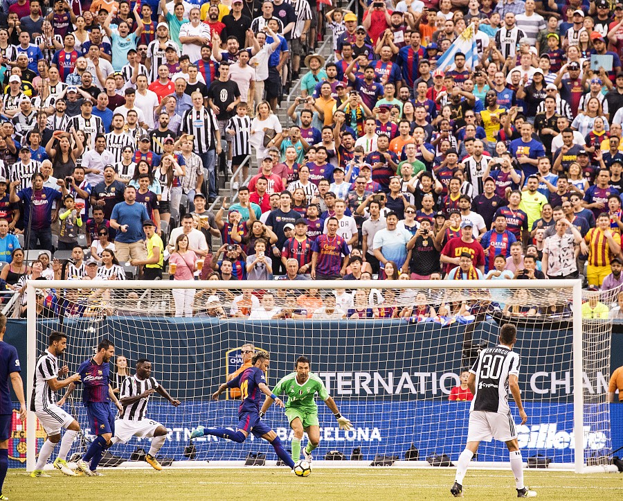 国冠杯情报:巴萨vs曼联,巴黎vs尤文,曼城vs皇马