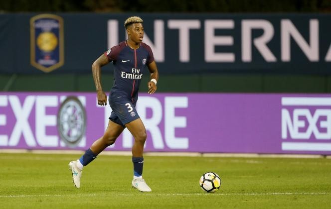 队报:国米想压哨签金彭贝