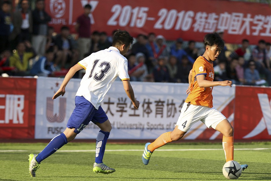 中国大学生足球联赛运营权起纷争,学生利益谁