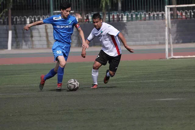 中国大学生足球联赛运营权起纷争,学生利益谁