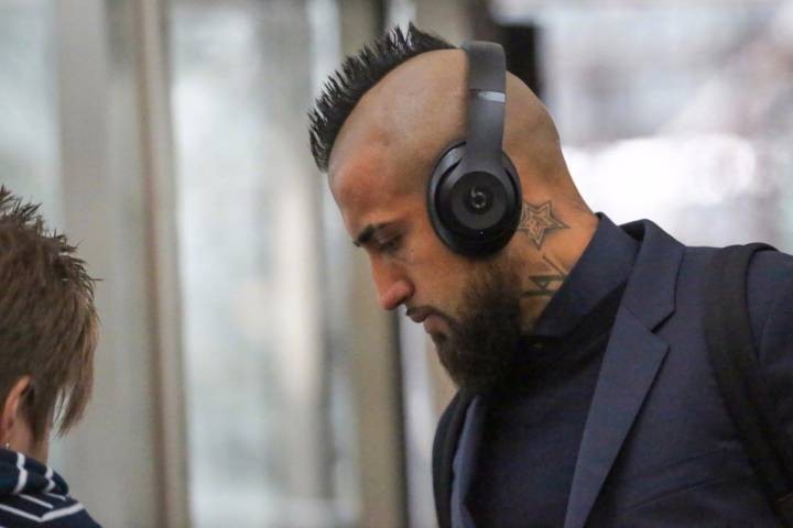 拜仁欧冠球员大名单公布!莱万 J罗领衔