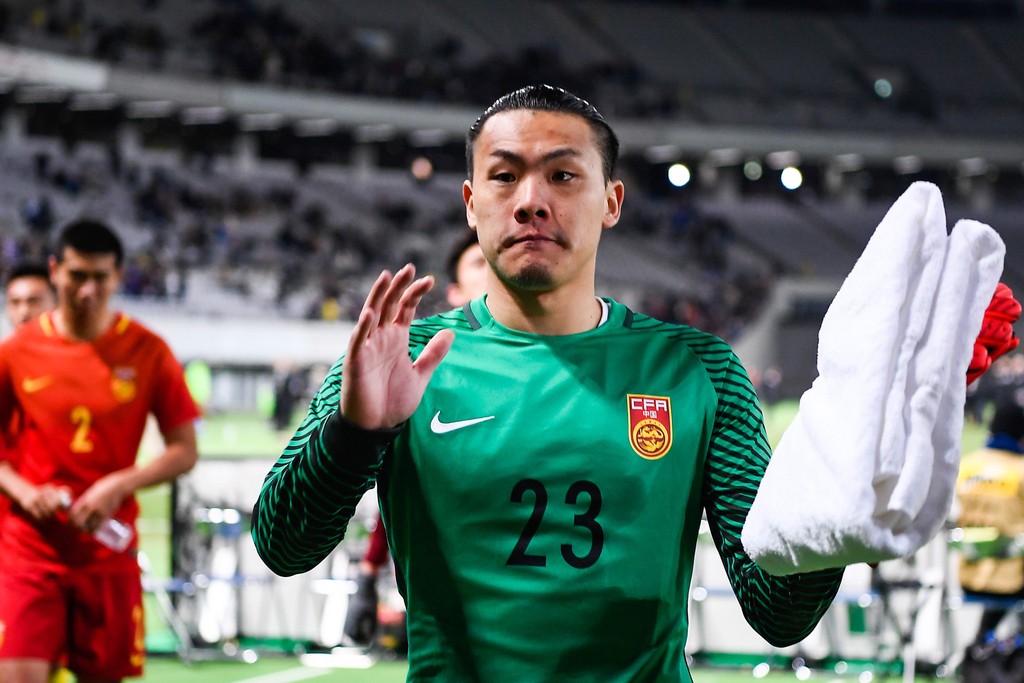 图集:国足众将士谢场致意难掩失落,王大雷表情沉重