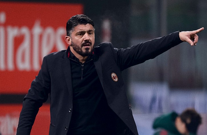赛前,ac米兰主帅加图索暗示球队会继续踢4后卫:"目前,4后卫的阵型体系
