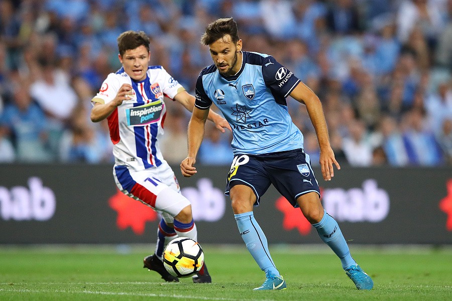 半场握手言和,澳超巅峰对决好戏在后头?