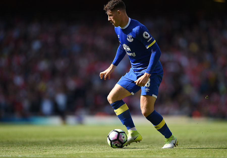 泰晤士报记者:巴克利今天去切尔西体检