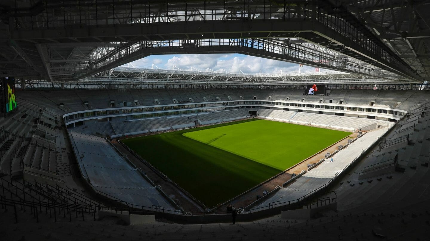 沙尔克04即将在三月份为世界杯球场打响揭幕战!