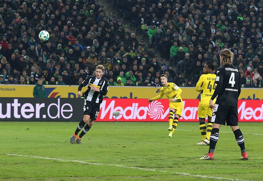 罗伊斯:那个进球其实是踢疵了