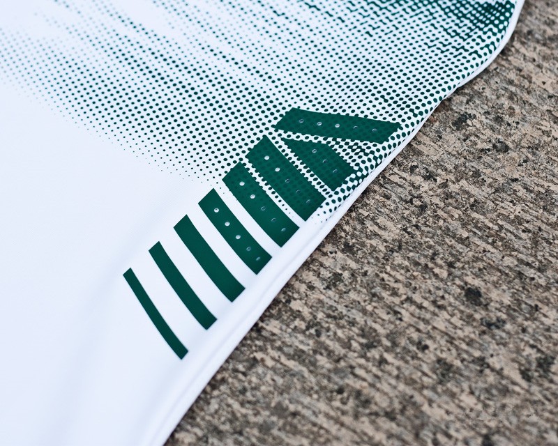 再下一城!浙江绿城2018赛季主客场球衣发布!