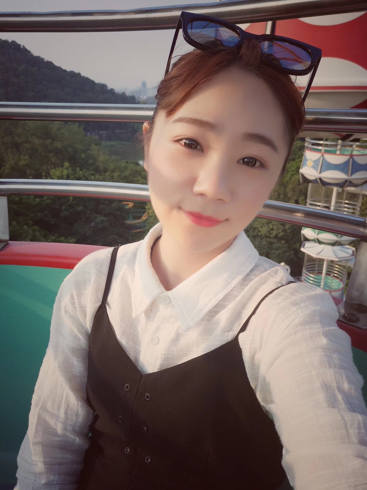 女球迷采访:深圳球迷联盟鼓手兼领喊邹佳慧