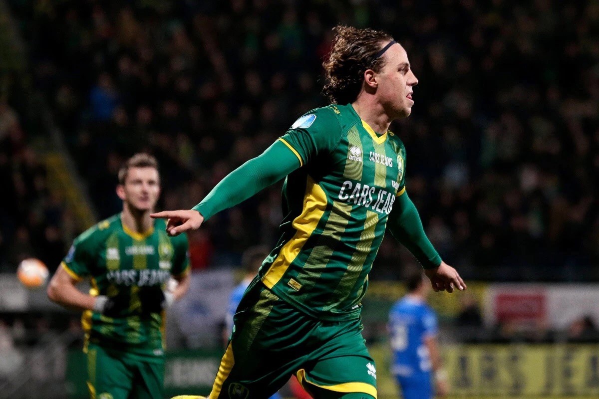 海牙队取得了一场非常重要的比赛胜利,1:0小胜对手取得3分,使得球队的