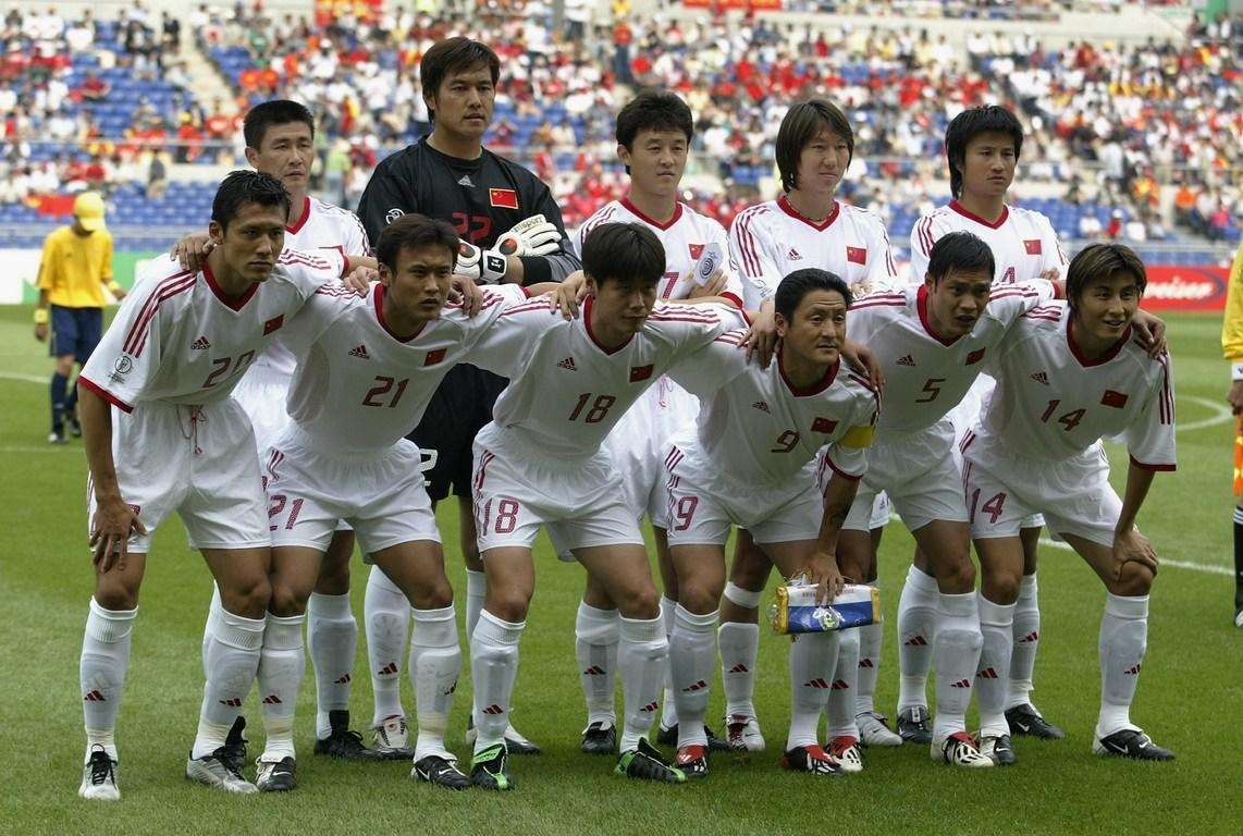 我爱世界杯:02年韩日世界杯除了黑哨,你还有哪