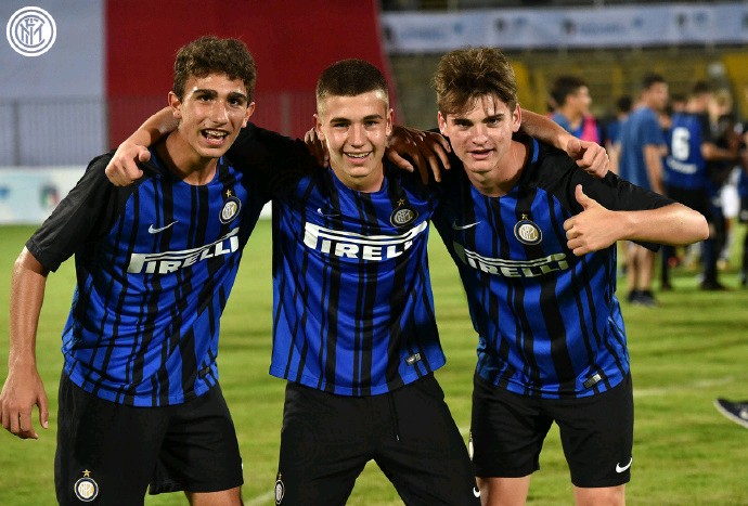 世界杯揭幕战比分被复制 国米狂屠尤文夺历史