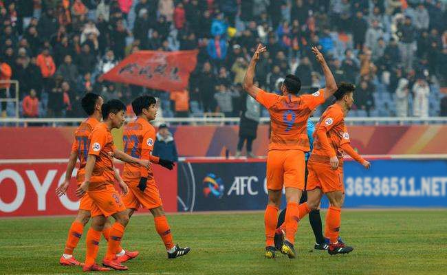 鲁能新外援费莱尼已达济南,正在进行恢复训练