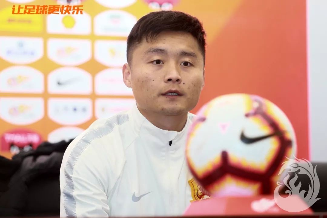 赛前丨李铁:国安是中超最强球队之一,快乐才是