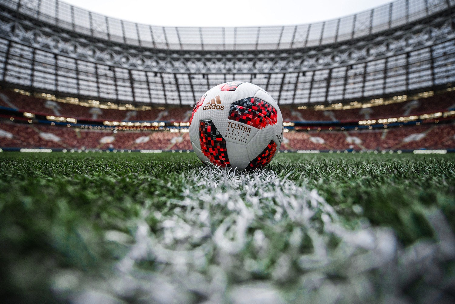 红色梦想,2018世界杯淘汰赛阶段比赛用球正式