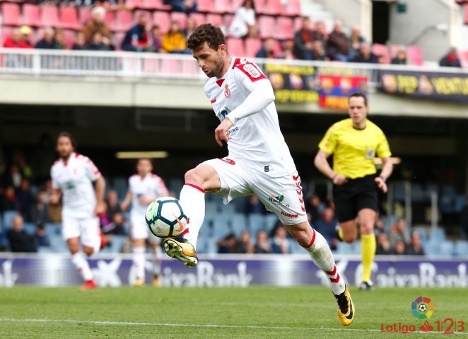 官方:格拉纳达签下前锋罗德里