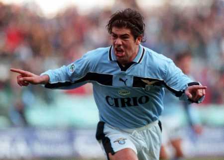 桑切斯的偶像杀手萨拉斯