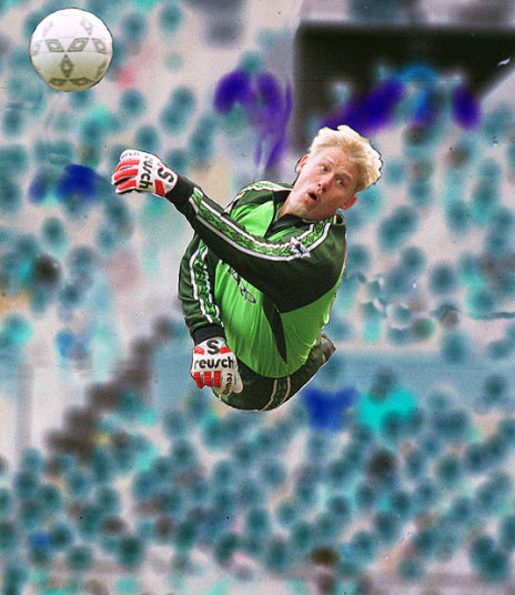 舒梅切尔  丹麦  代表曼联出战398场,进球1个.