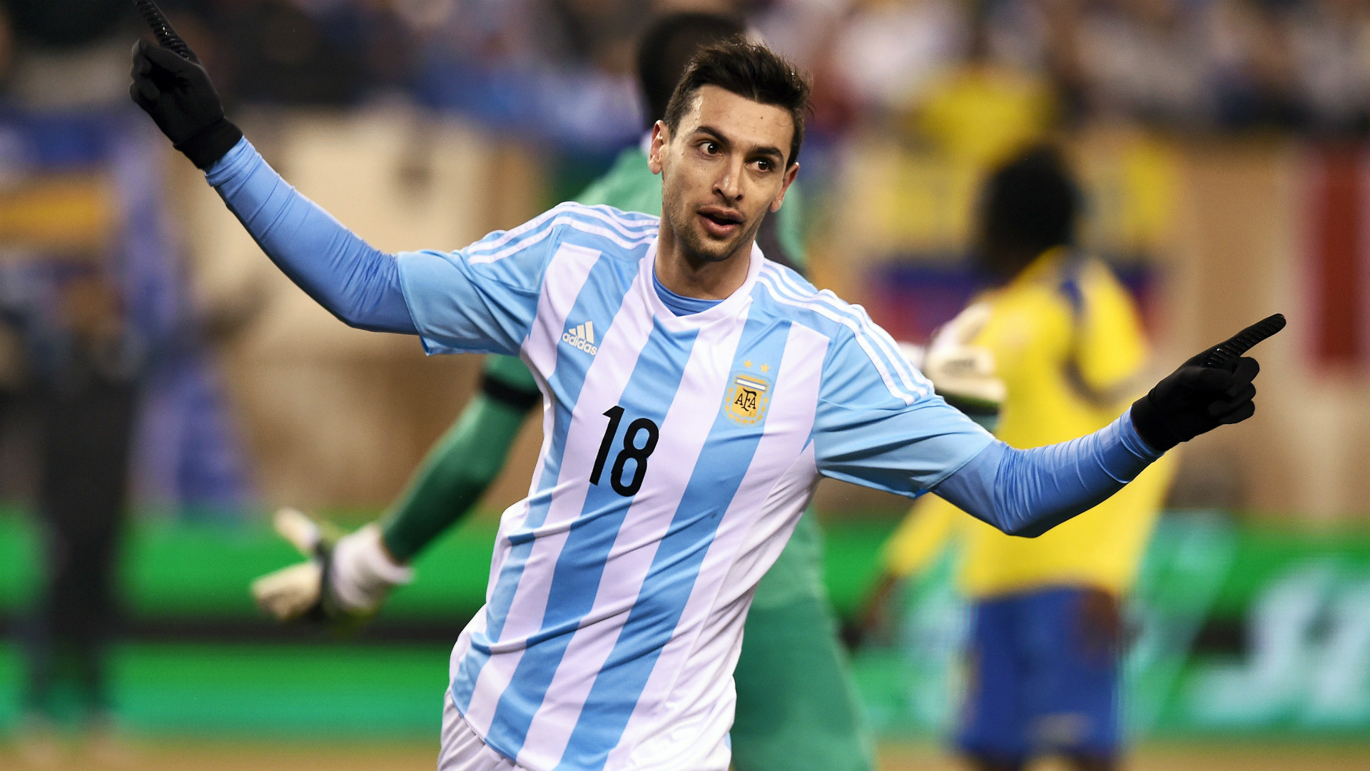 马蒂诺:国家队不能没天使 — 阿根廷|曼联|马蒂诺|迪马利亚|帕斯托雷