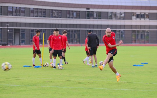 阿德里安:没去世界杯很遗憾 希望在亚泰获得重