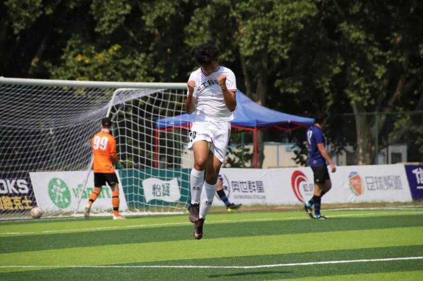 世界名校足球赛排位赛战报