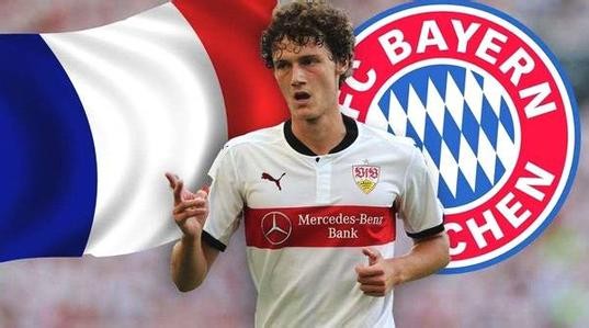 世界杯最佳进球帕瓦尔制造,女友比他大七岁!