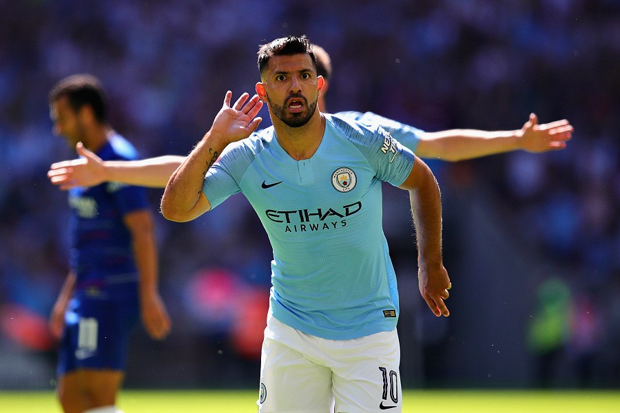 曼城2-0切尔西夺社区盾,阿圭罗双响,蓝月生涯进球突破200