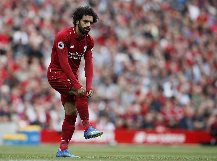 现场球迷:萨拉赫是不想与卖签名的商贩对视,才