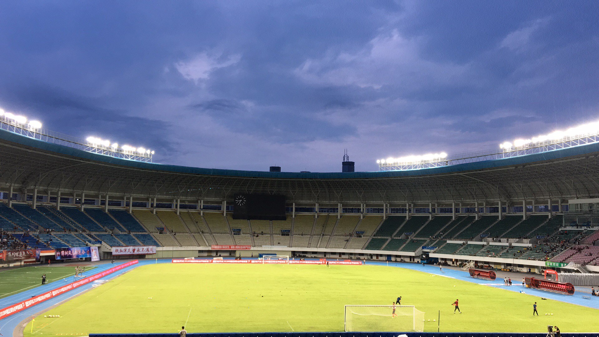 武汉卓尔VS深圳佳兆业赛后随笔