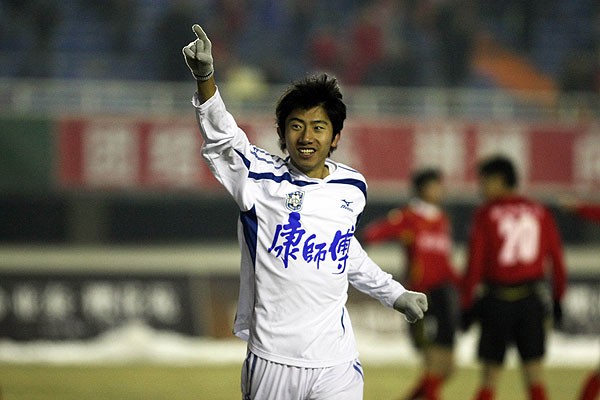 赵旭日带你梦回2005:世青赛后谁一路高光,谁最