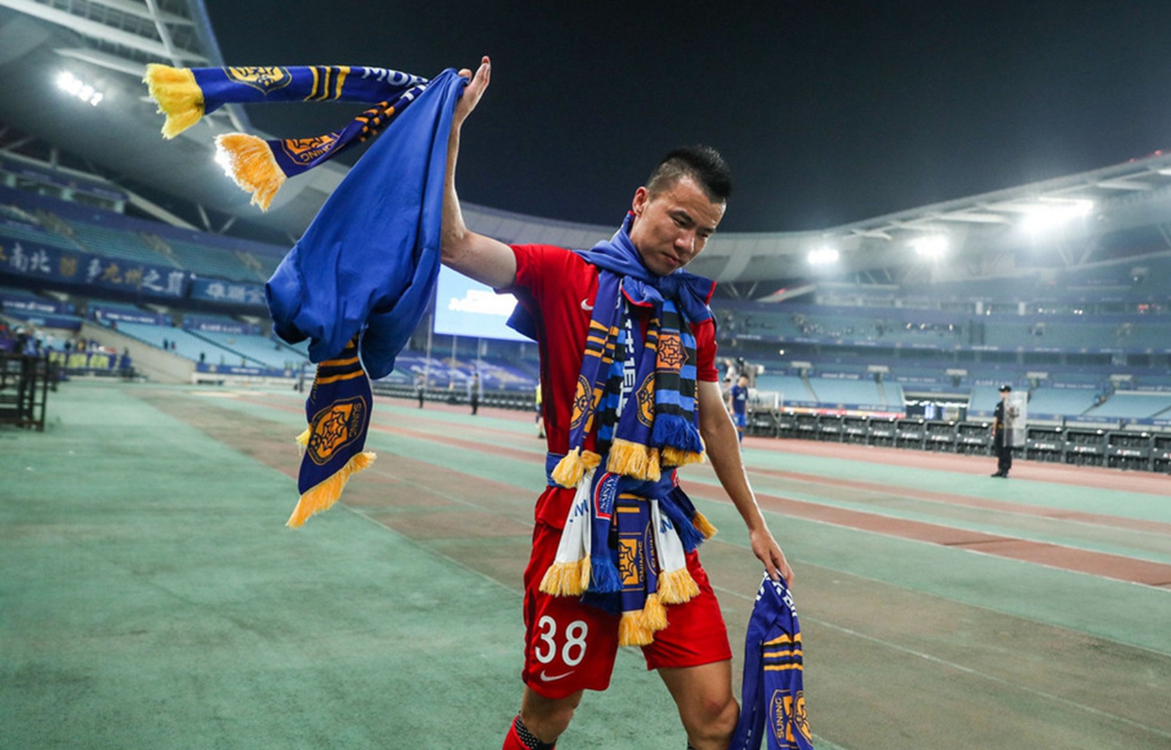 长三角积怨如何化解,苏宁申花再起矛盾,谁该背