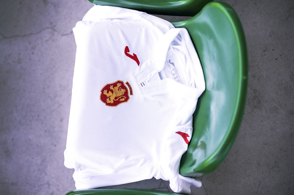 Joma发布保加利亚国家队2018\/19主客场球衣